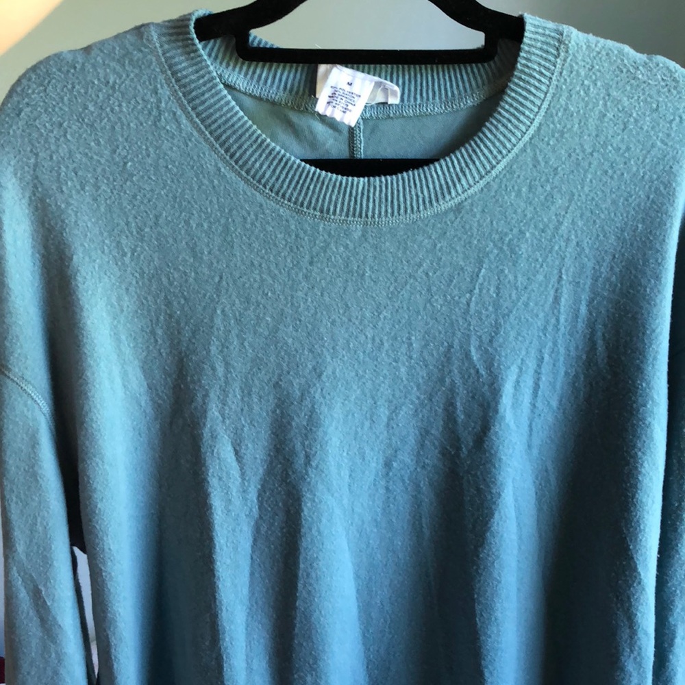 Scoop-Neck Sweater - Very 90’s feel